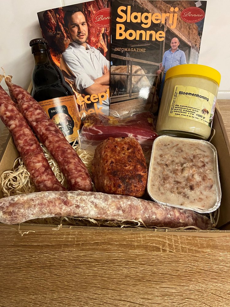 100% West-Vlaams geschenkmand
